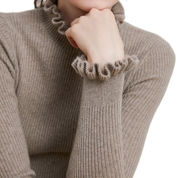 Elegant dam turtleneck tröja, långärmad. Perfekt för höstens vardagsstil och mysiga dagar.