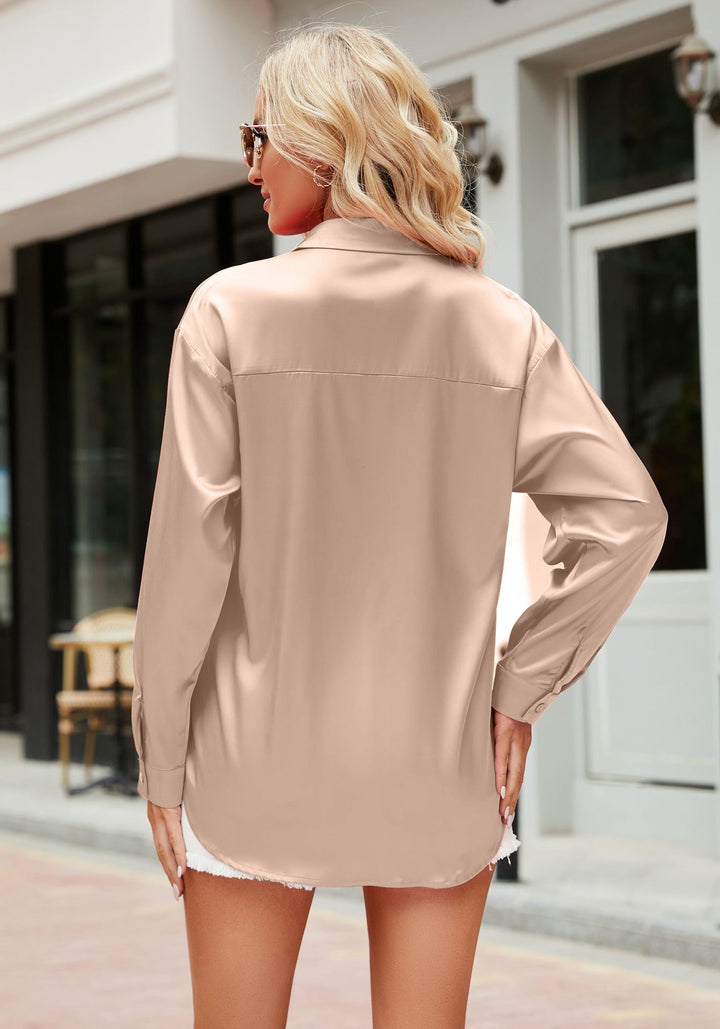 Dam satin-stil blus, vit och flödande, elegant mode för kvinnor, trendig topp.