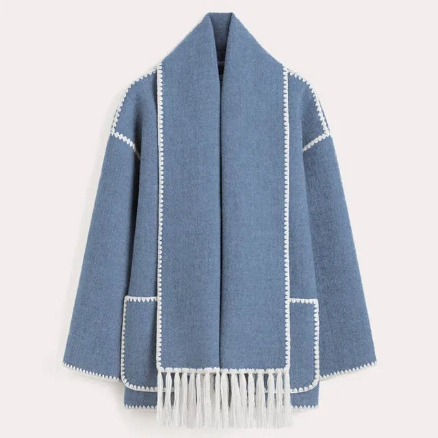 Elegant damjacka, bekväm höstjacka och vårjacka. Stilren skandinavisk design som tidlöst ytterplagg i mode.