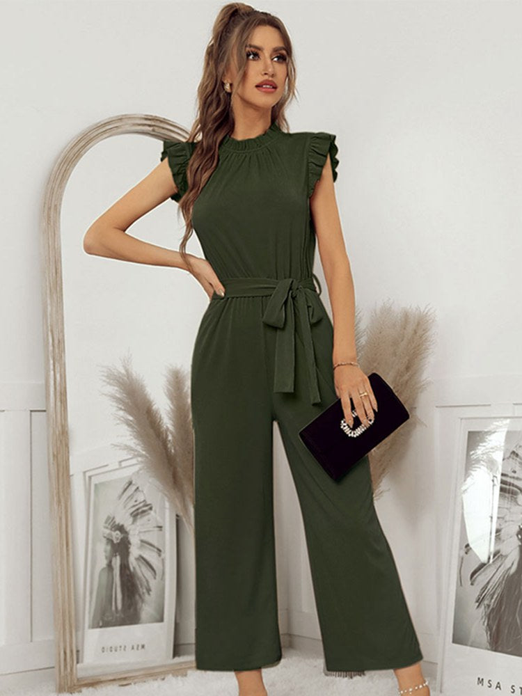 Stilren olivgrön damjumpsuit med korta lockärmar och midjebälte. Perfekt för kontoret.