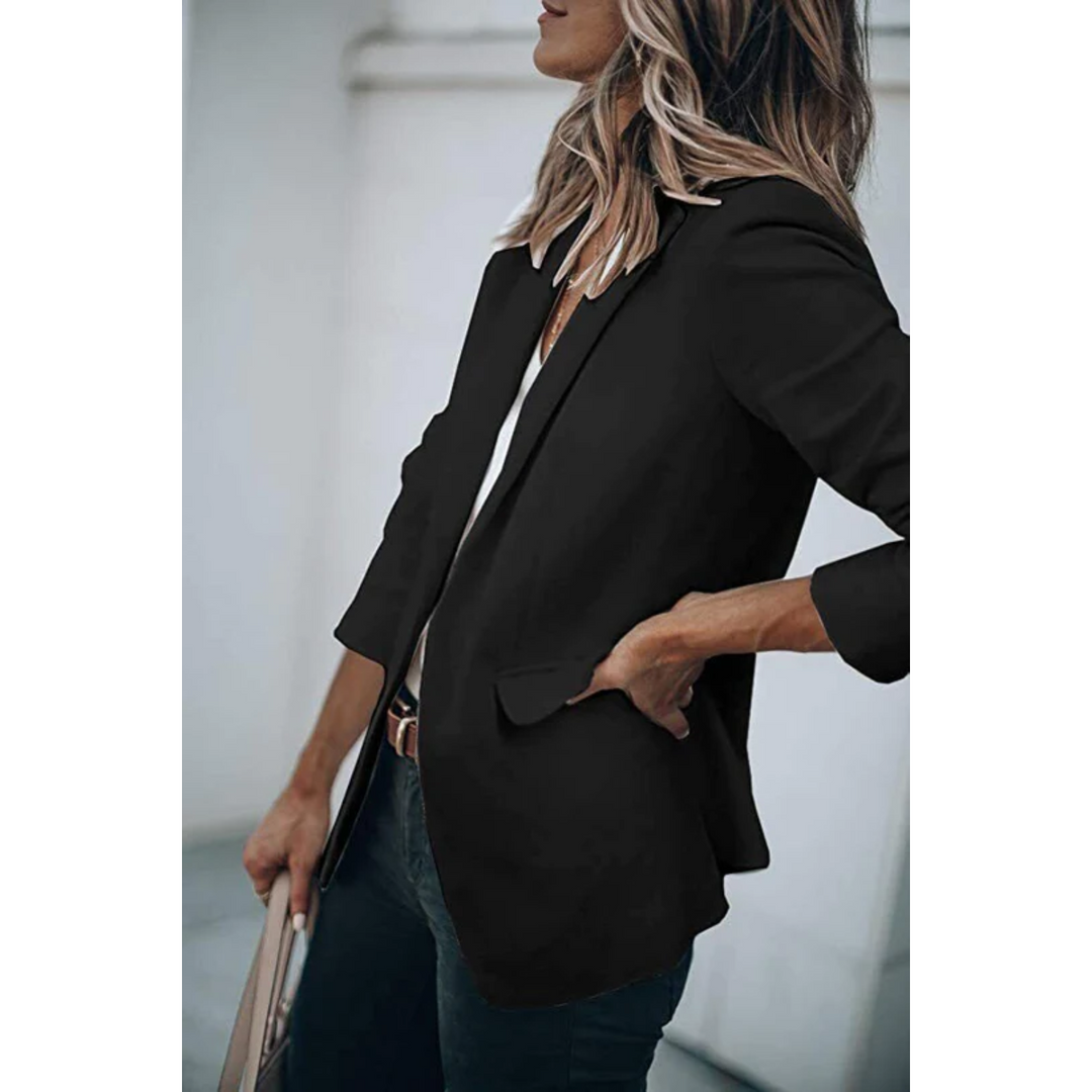 Elegant blazer för kvinnor, perfekt för kontorskläder och vardagsmode.