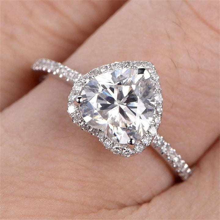 Damring 'kärlek' i silver med hjärta cubic zirconia, ett tidlöst smycke.