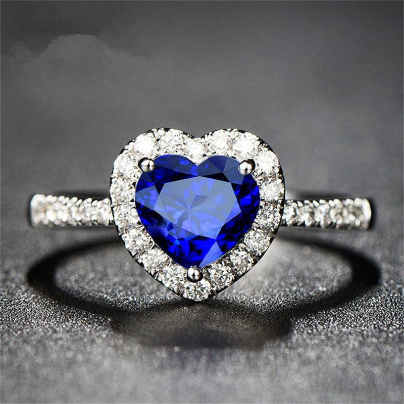 Hjärta cubic zirconia damring, förlovningsring i sterlingsilver, känsla av kärlek.