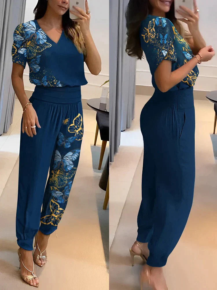 Ny look! Elegant tvådelat damset med modern topp och bekväma byxor för en stilren modeupplevelse.