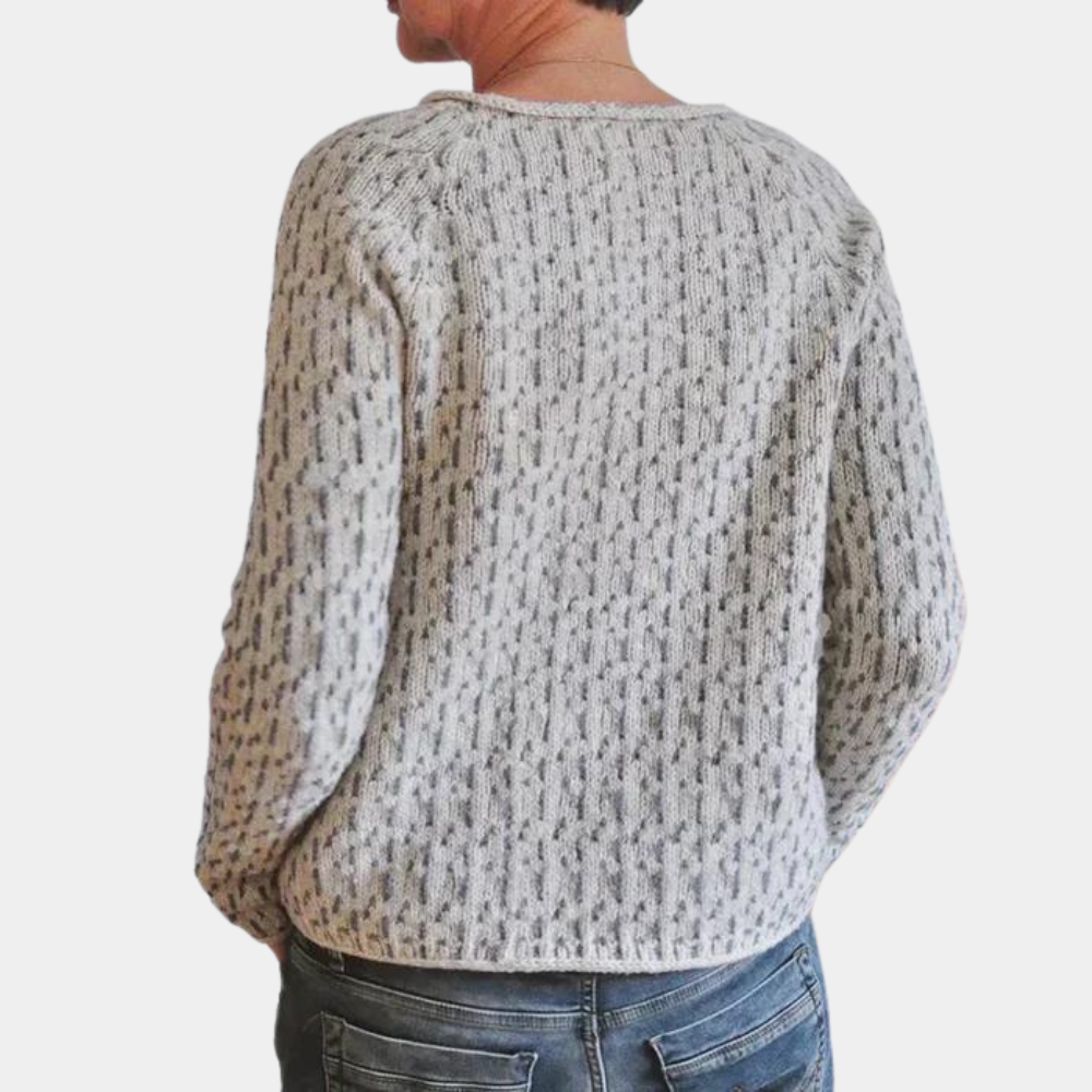 Bekväm polyester damtröja, elegant och tidlös för alla tillfällen. En stilren hösttröja, perfekt för kontoret.