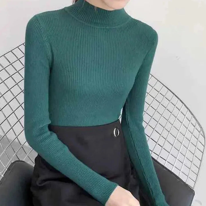 Damtröja i vintage design, framifrån, visar tidlös elegans och bekväm slim fit.