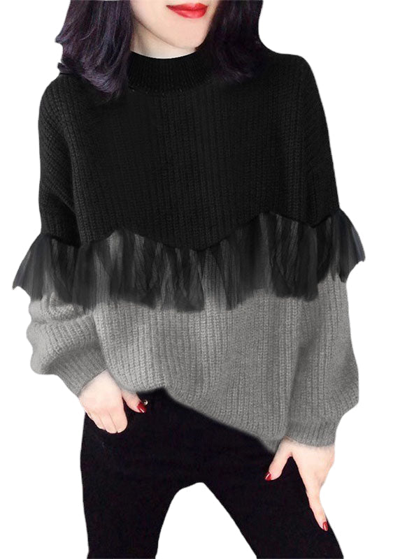 Elegant damtröja med patchwork-mönster och o-hals, perfekt som bekväm hösttröja för vardagsbruk.