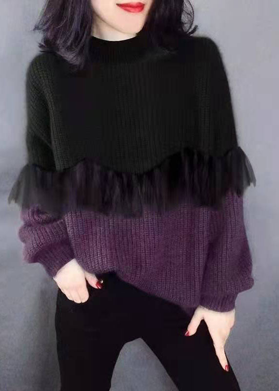 Trendig långärmad damtröja med unikt patchwork och klassisk o-hals, idealisk för en modern höstlook.