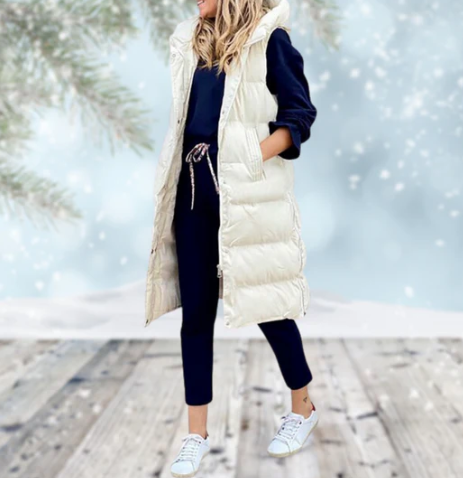 Chic dammantel väst, perfekt ytterplagg för en elegant vår- eller höstlook. Modern och stilren.