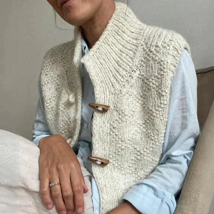 Kvinnors moderna damväst i elegant design, perfekt som vårväst eller höstväst för en sofistikerad look.