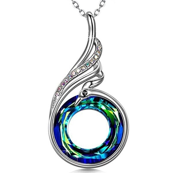 Lyxigt fenixhalsband med symbolisk design och glittrande flerfärgade kristaller. Elegant accessoar för kvinnor, 50cm.