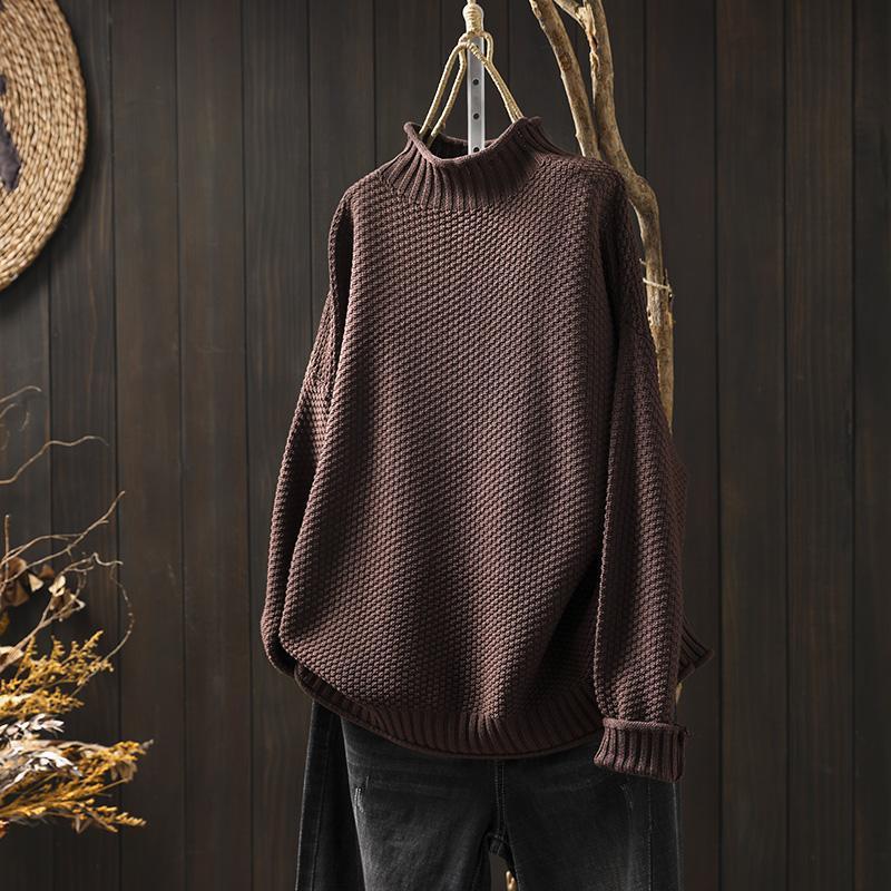 Mångsidig damtröja med polokrage, finstickad och bekväm. En elegant och modern look för kvinnor.