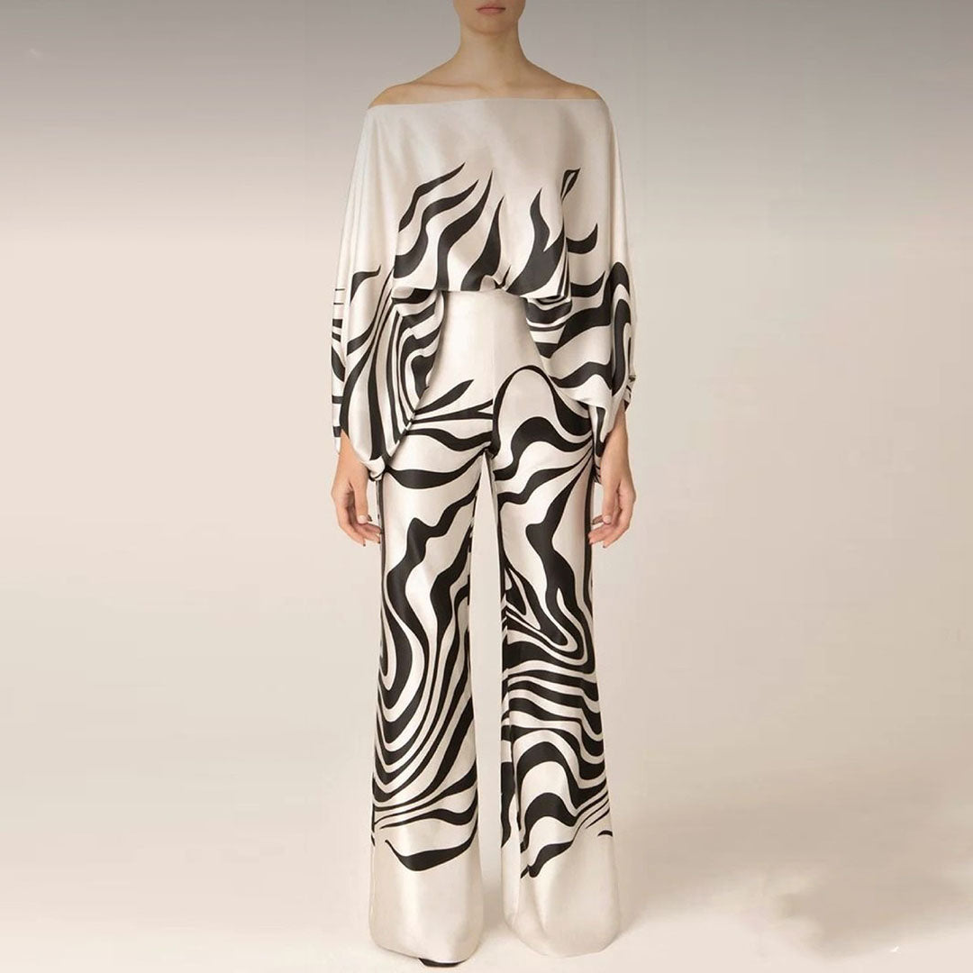 Ljust gult tvådelat sommarset med off-shoulder design. Luftiga och eleganta damkläder för en avslappnad sommarlook.