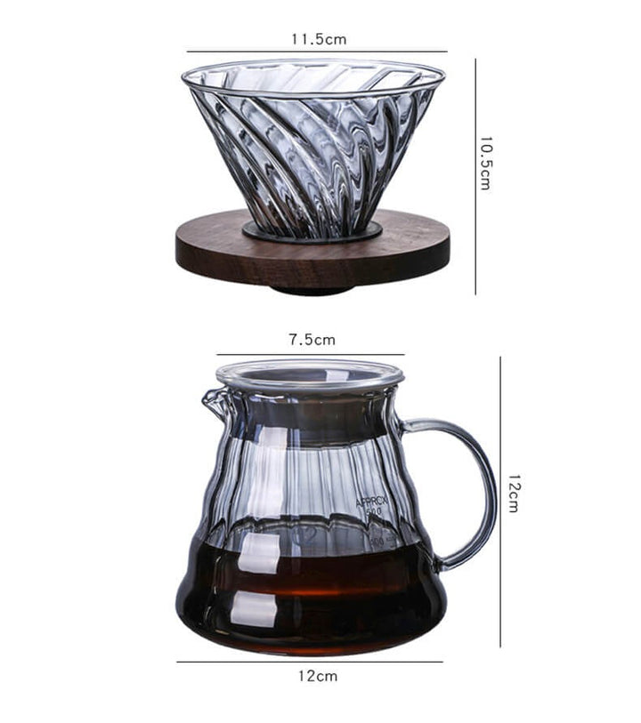 Klassisk kaffebryggare i glas med inbyggd droppare. Upplev det bästa av droppkaffe hemma.