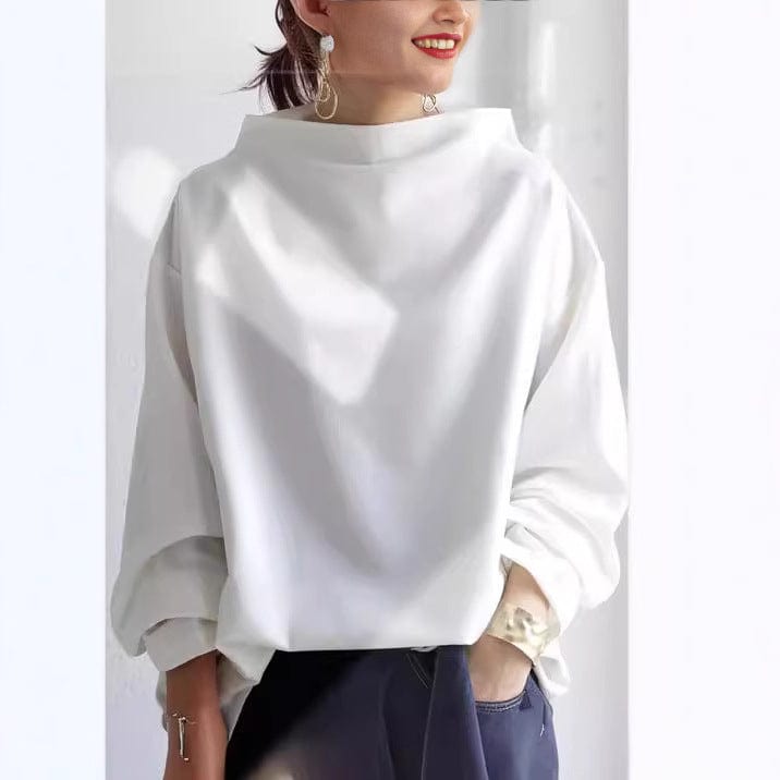 Mångsidig kvinnors höghalsad tröja, långärmad för en sofistikerad look.