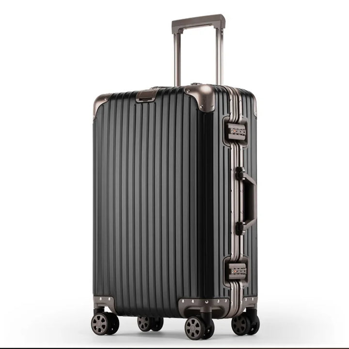 Premium resekomfort med elegant hårdskalsbagage, smidiga spinnhjul och robust konstruktion.