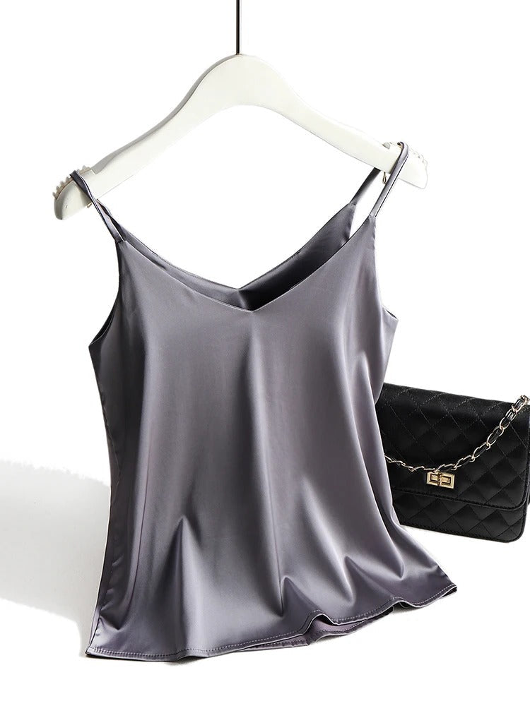 Elegant festtopp: halter damlinne. Ärmlös & bekväm för sommarkläder. Stilren för kvinnor, mode.