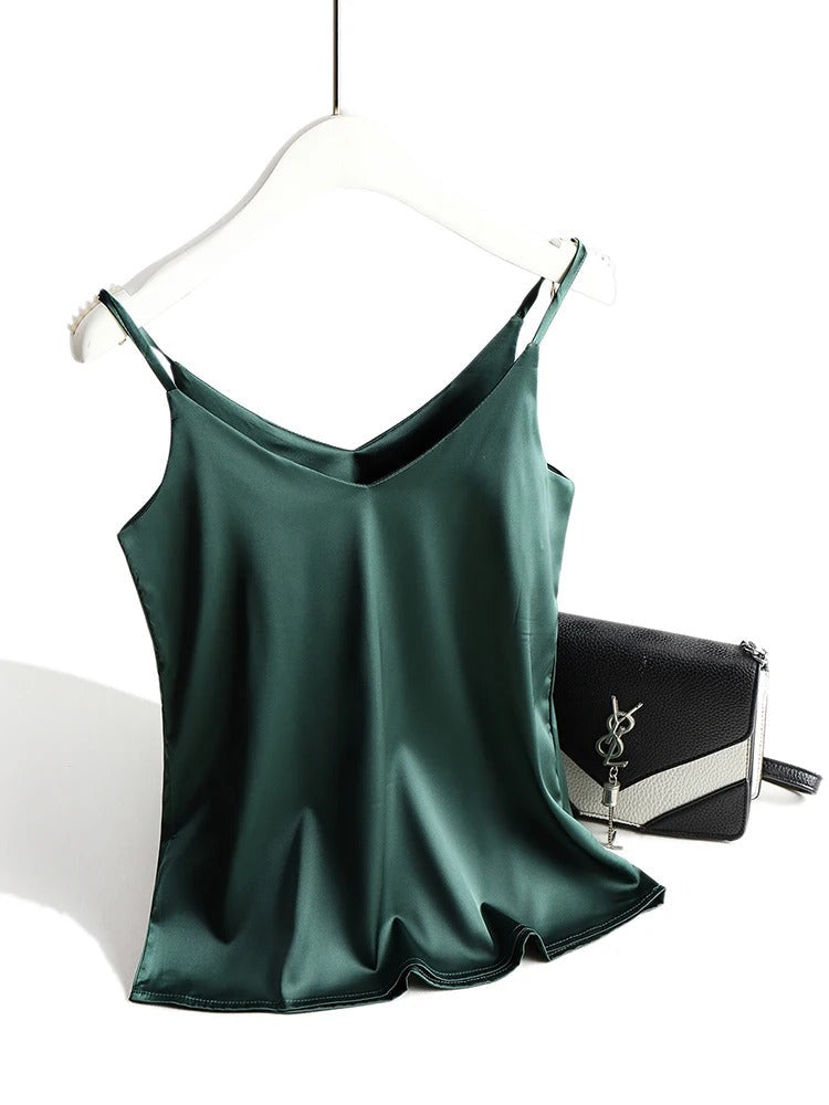 Bekvämt & elegant halter damlinne. Ärmlös topp för kvinnor, perfekt vardagsstil eller festmode.