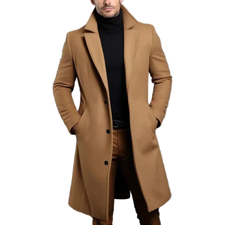 Elegant herröverrock i klassisk stil för män. Tidlöst ytterplagg för affärer och smart casual. Höst/vintermode.