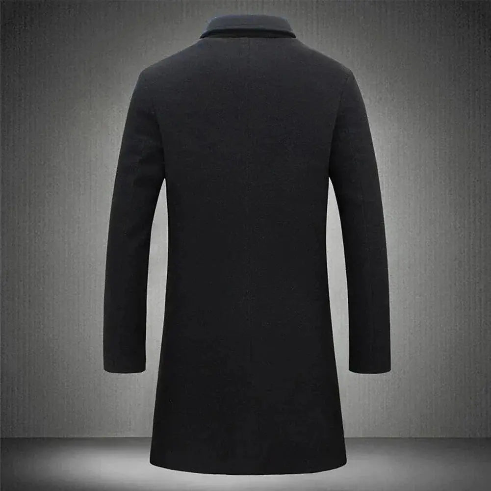 Herröverrock i tidlös design, perfekt för business och formella tillfällen. Elegant herrkappa som lyfter din stil.