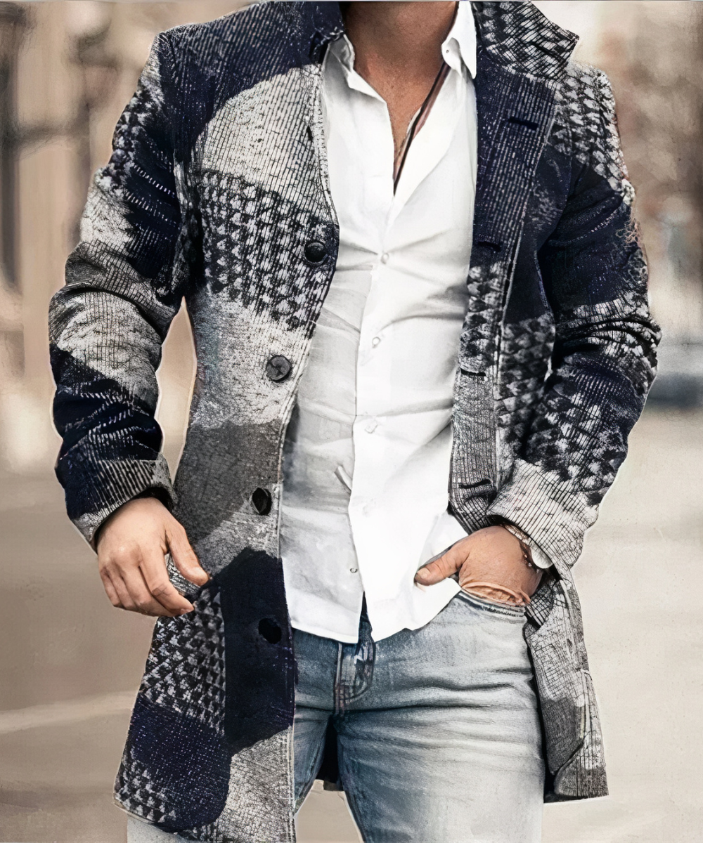 Bekväm och varm herr vintertrenchcoat. Stilren, lång kappa i klassisk design, perfekt ytterplagg.