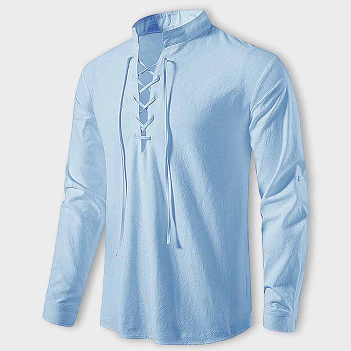 Herrskjorta med V-ringning & snörning i olika ljus. Elegant, mångsidig för casual sommar- & vardagsmode.