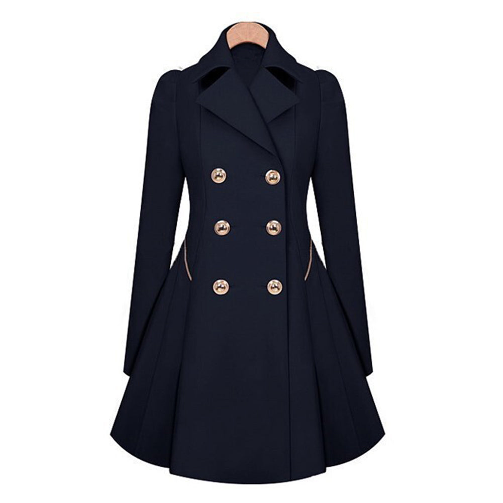 Beige klassisk trenchcoat för kvinnor, en mångsidig vår- och höstkappa som aldrig går ur tiden. Elegant stil.