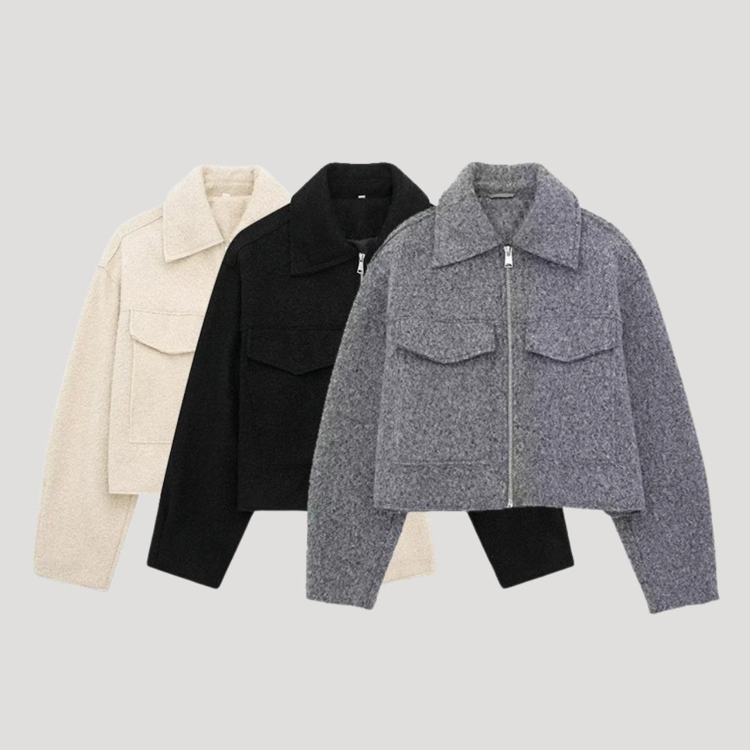Mångsidig kort jacka för dam, elegant och snygg för både höst- och vinterbruk. Stilren design.