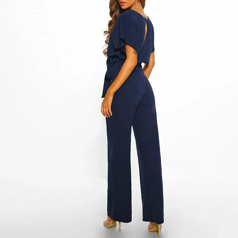 Kvinnors chic jumpsuit med justerbart bälte för optimal passform och en sofistikerad stil.