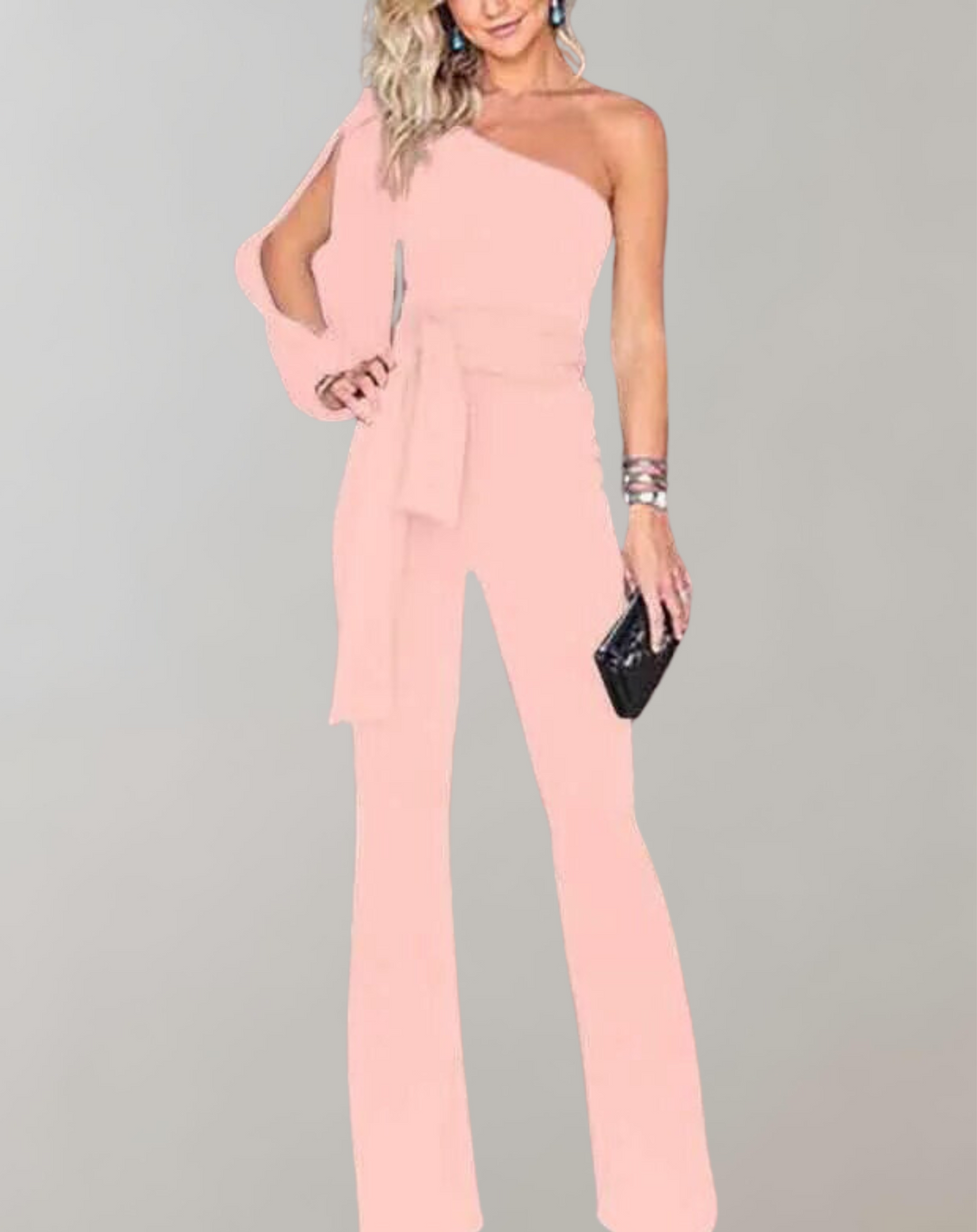 Festbyxdress dam, chic jumpsuit med unikt rosettbälte, perfekt för högtidliga tillfällen.