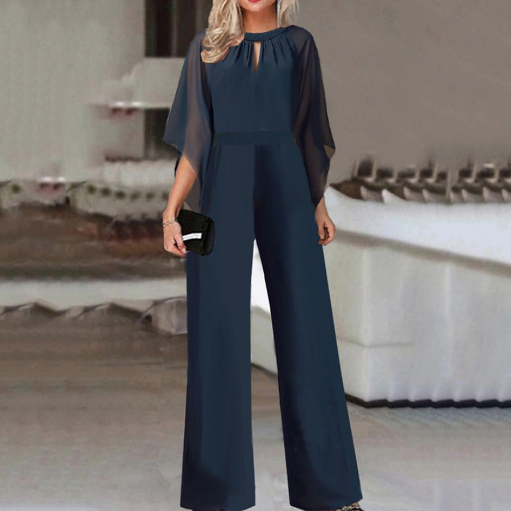 Sofistikerad tvådelad klädsel för dam, perfekt för en avslappnad men elegant look.