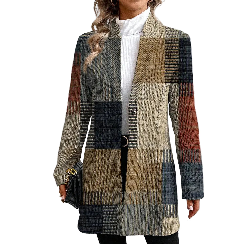 Elegant mönstrad kvinnors blazer för professionell och tidlös stil, bekväm för både vardag och kontor.