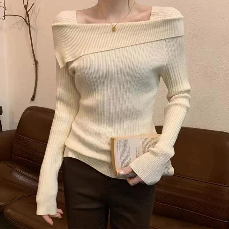 Kvinnors slim fit off shoulder-tröja, en fashionabel överdel för stilren elegans.