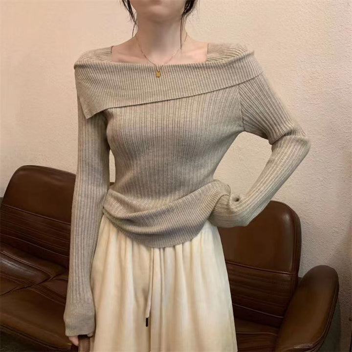 Elegant off shoulder-tröja i slim fit, perfekt damtröja för stilren kvinnomode.