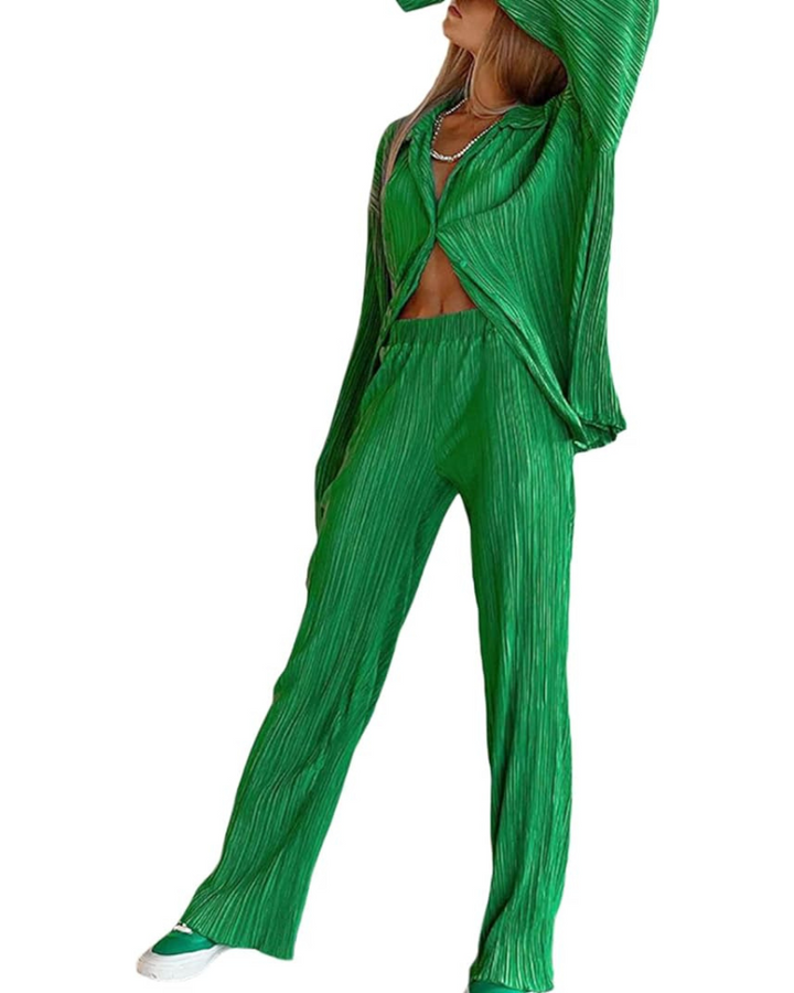 Kvinnligt plisserat set för fest och vardag, elegant design i högkvalitativ polyester.