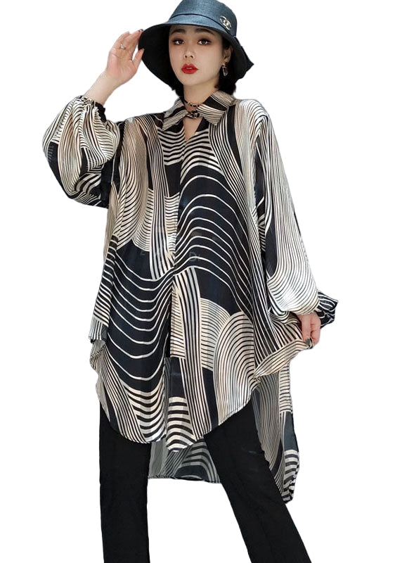 Elegant randig chiffonblus för dam med låg-hög fåll, perfekt för sommar och casual fest.