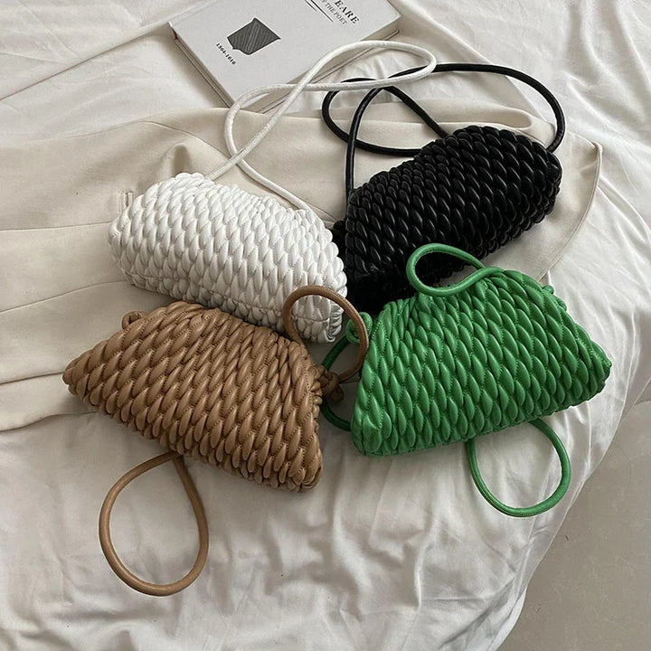 Kvällsväska: Chic elegant clutch med plats för det viktigaste, perfekt för fest och bröllop.