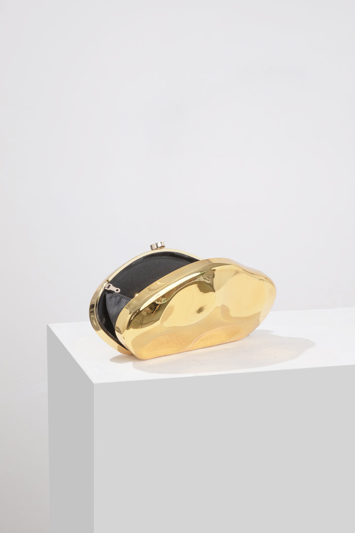 Exklusiv elegant clutch, perfekt accessoar för specialtillfällen och festliga sammankomster.