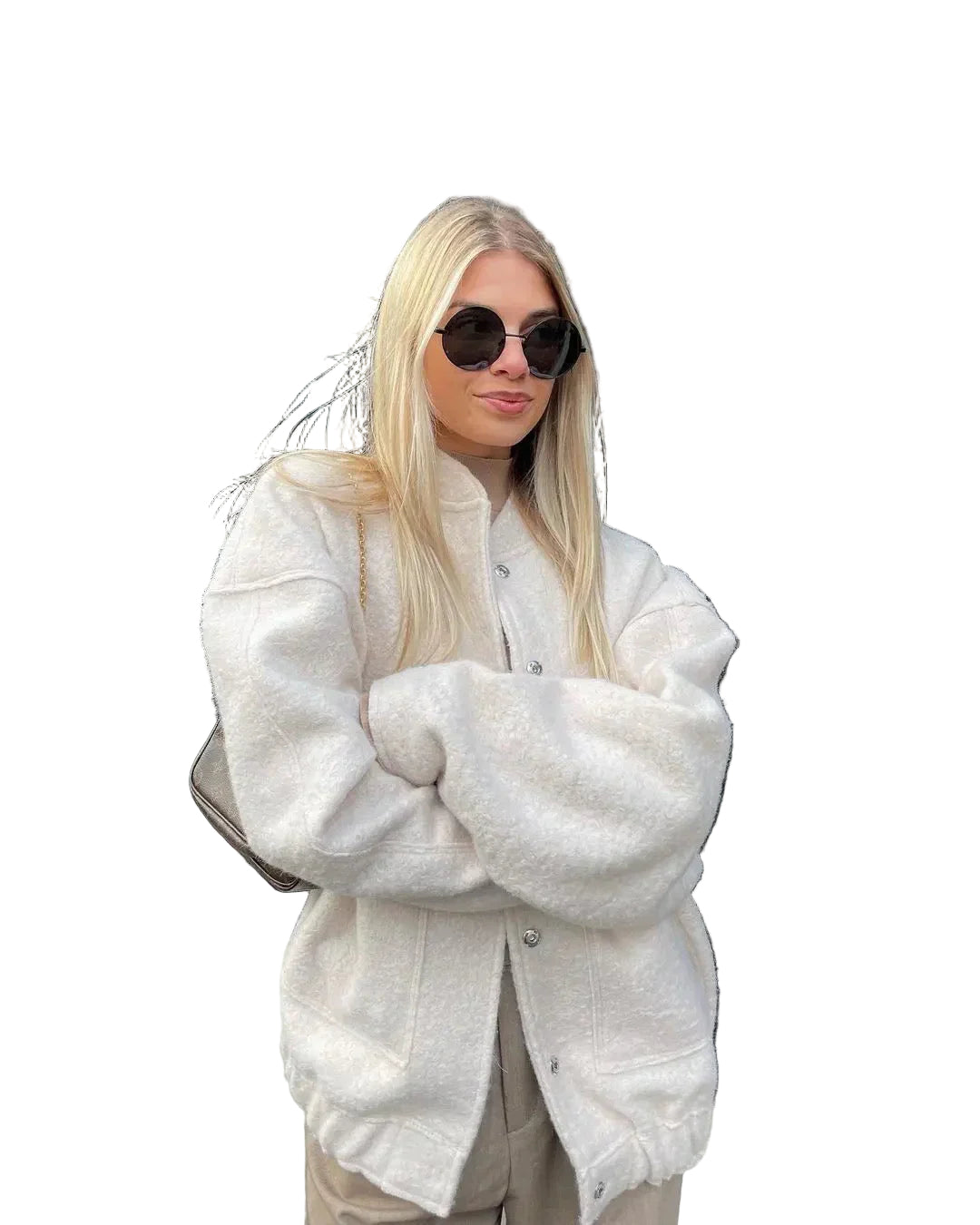 Elegant svart damjacka med tidlös modern stil, perfekt för vår och höst. Vattentålig minimalistisk design.