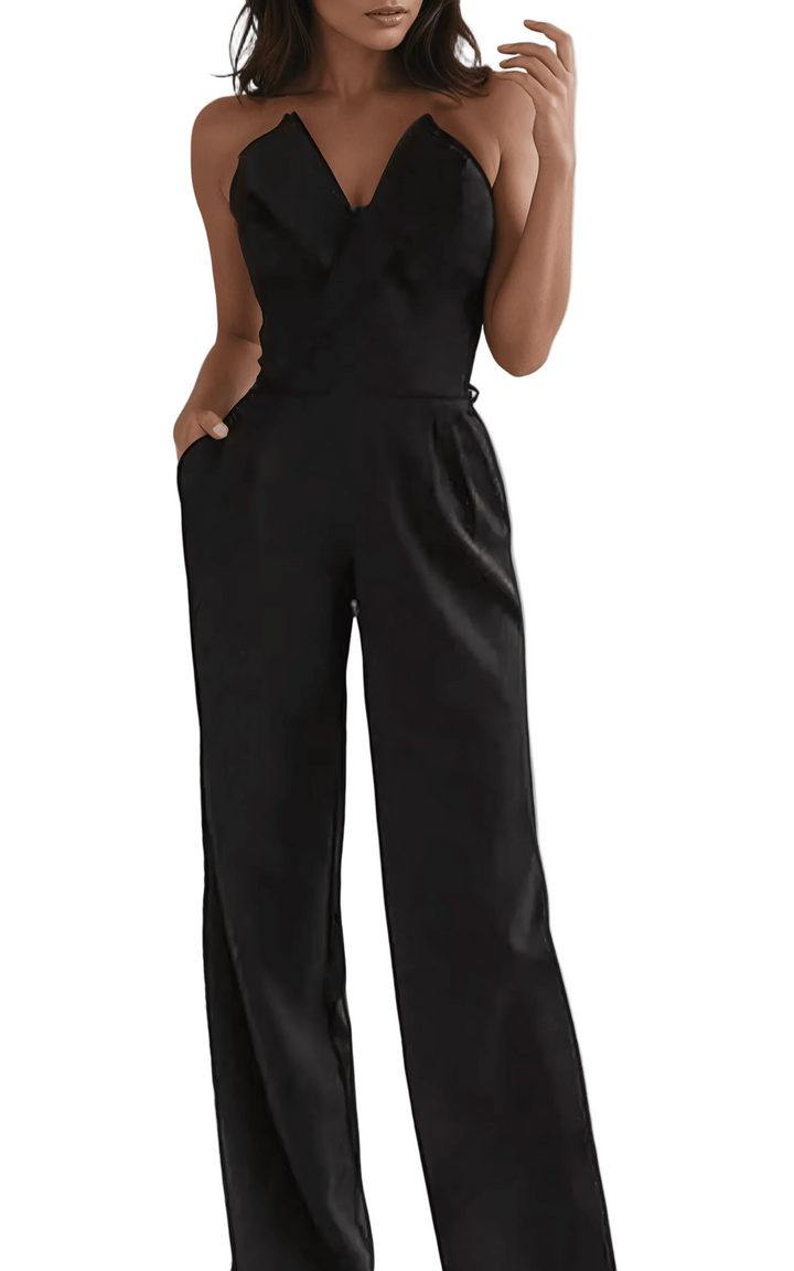 Elegant svart kvinnors jumpsuit med skräddarsydd passform, perfekt för professionella kontorskläder & formella tillfällen.