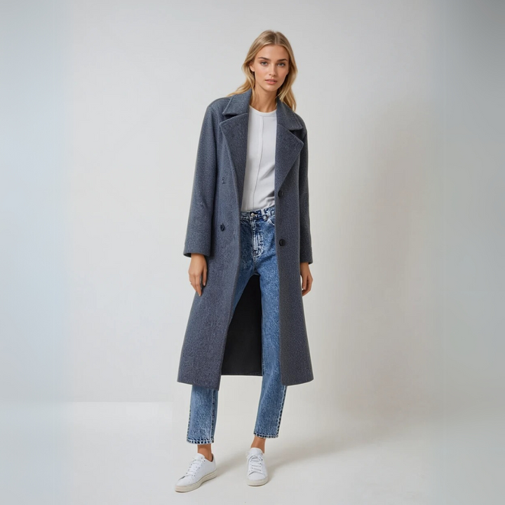 Kaki kvinnors vinterkappa, elegant och praktisk. Stilrent ytterplagg som ger värme och mode under kalla dagar.
