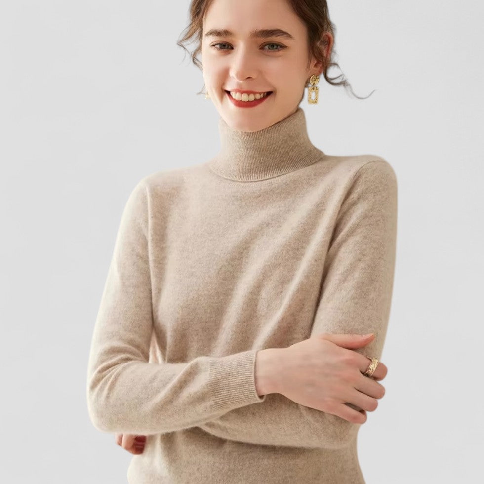 Klassisk damtröja med turtleneck, tidlös design för kvinnor som söker stil och värme i mode.
