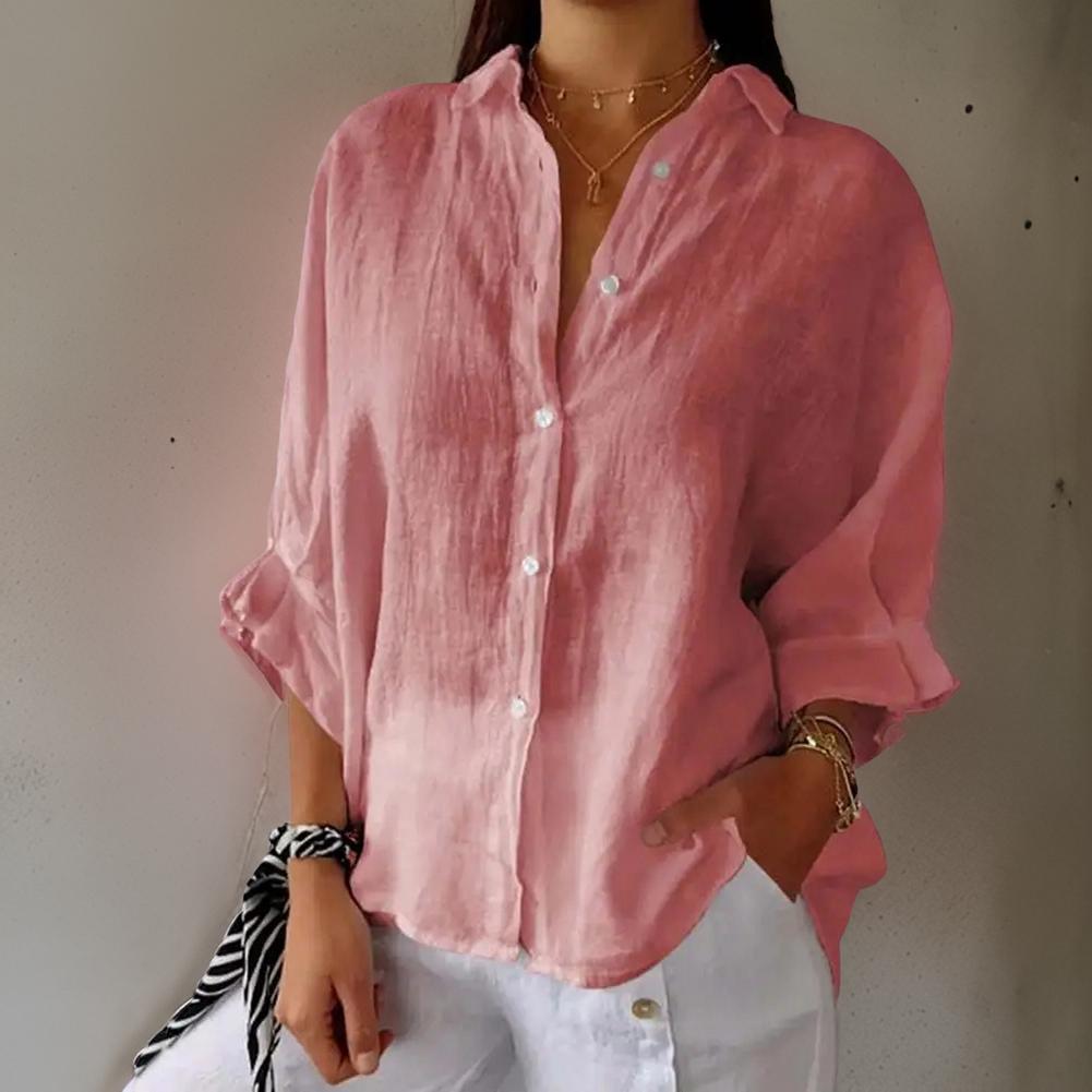 Elegant dam blus i bomullsblandning, skräddarsydd med fokus på komfort och stil.