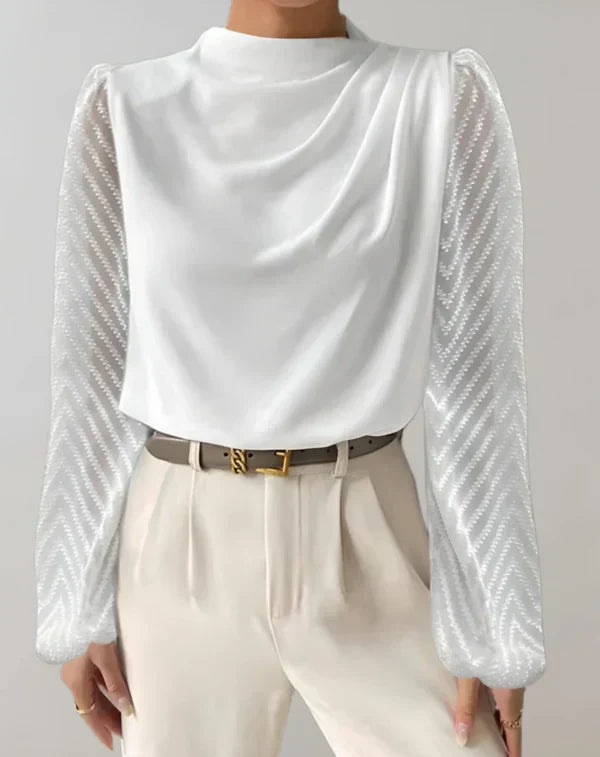Elegant vit damtopp med rundhals. Perfekt för vardag & fest, klassisk stil för kvinnors mode.