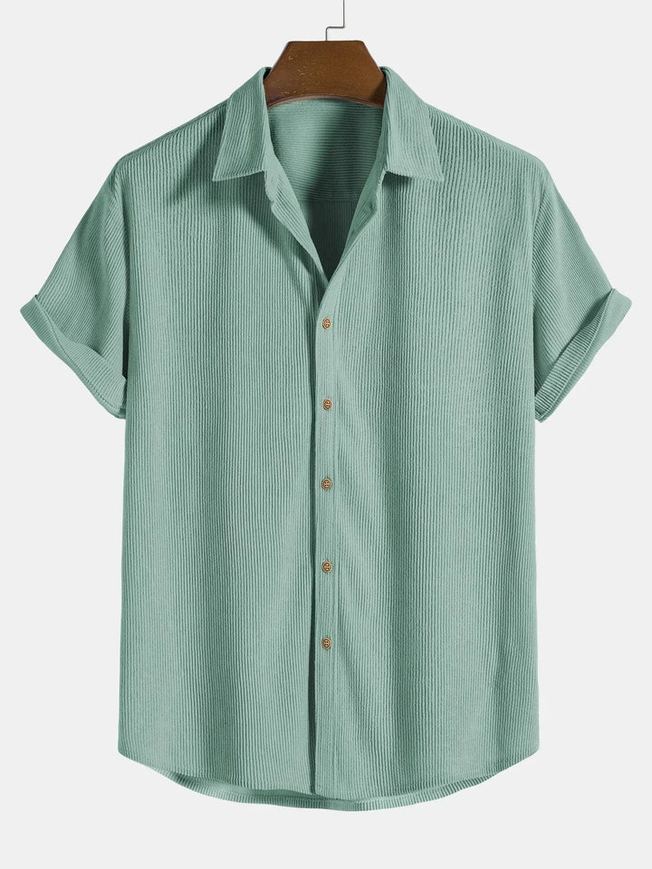 Lättvikts blå herrskjorta, andningsbar sommarskjorta i casual stil för mode herr.