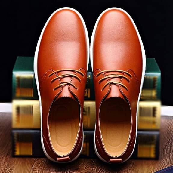 Bekväma bruna herr Oxford snörskor, kombinerar elegans med avslappnad stil för varje steg.