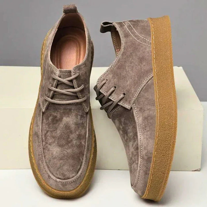 Mäns formella snörskor, beige/brun eleganta skor idealiska för affärsmöten eller fester.