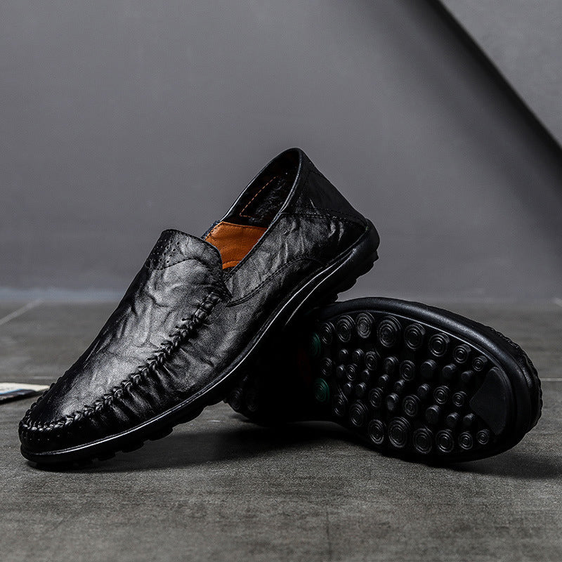 Snygga herrskor i loafermodell, idealiska för en klassisk och elegant stil. Bekväma mockasiner för män.