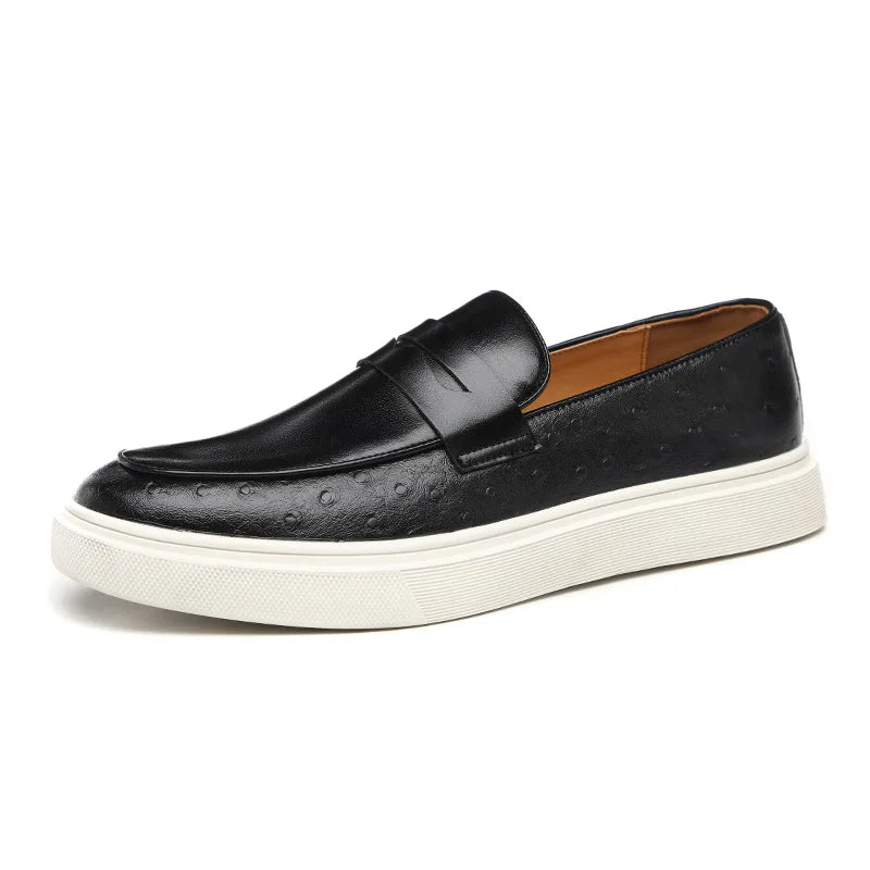 Eleganta herrloafers med dubbelt munkspänne i brunt läder. Klassiska slip-on skor för formella och vardagliga tillfällen.
