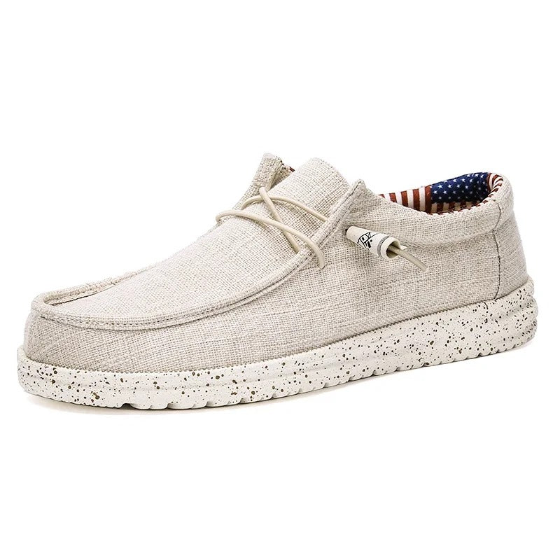 Stilrena herrloafers i premiummaterial med detaljerad snörning. Perfekta bekväma herrskor.
